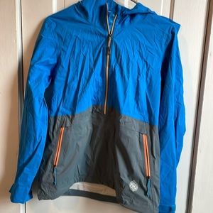 Stio Windbreaker/Rain Jacket size small